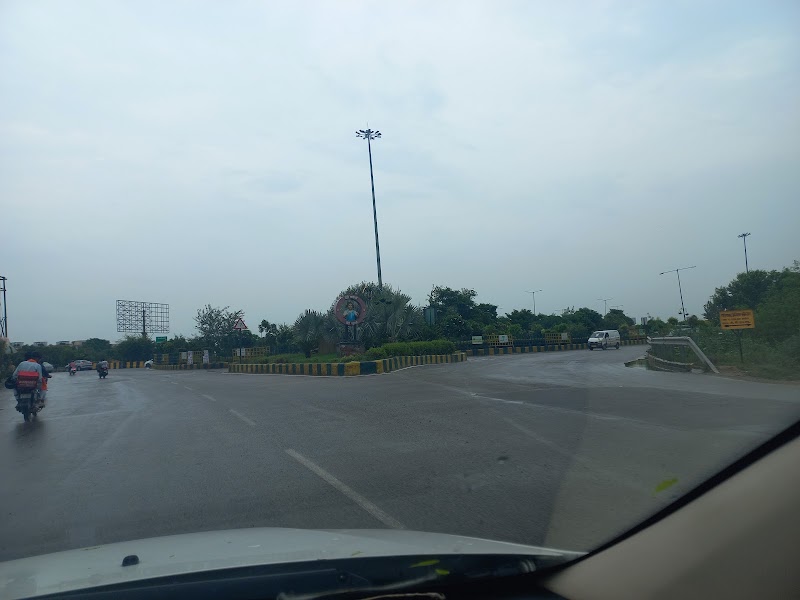Hindon Bridge - Hindon Bridge M9PR+5W7, Raj Nagar Extension - Loni Bypass Rd, Sahibabad, Ghaziabad, Uttar Pradesh 201007, India