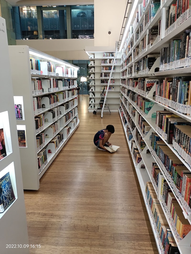 Orchard Central - Orchard Central 181 Orchard Rd, Singapore 238896