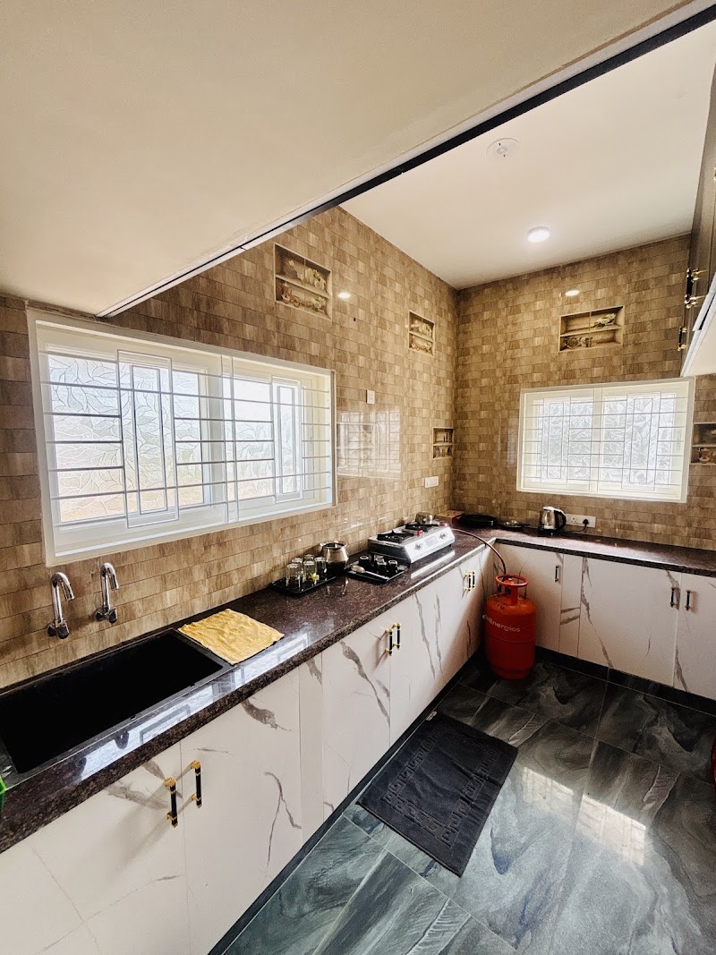 Royal Beach Villa - Royal Beach Villa, Divan Kandappa Nagar, Plot No 176, 4th Cross Rd, opposite Auroville Beach, Puducherry, Periyamudaliyar Chavadi, Tamil Nadu 605104, India