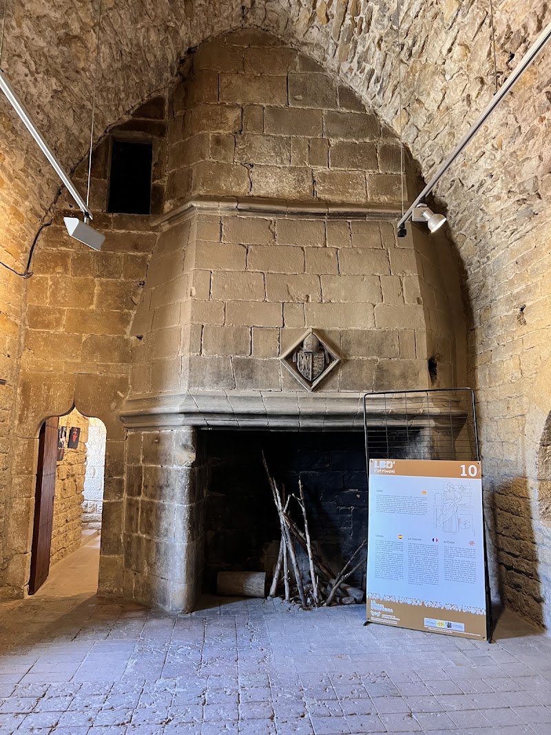 Castell Palau de la Bisbal d’Empordà - Castell Palau de la Bisbal d’Empordà Plaça del Castell, 17100 La Bisbal d'Empordà, Girona, Spain