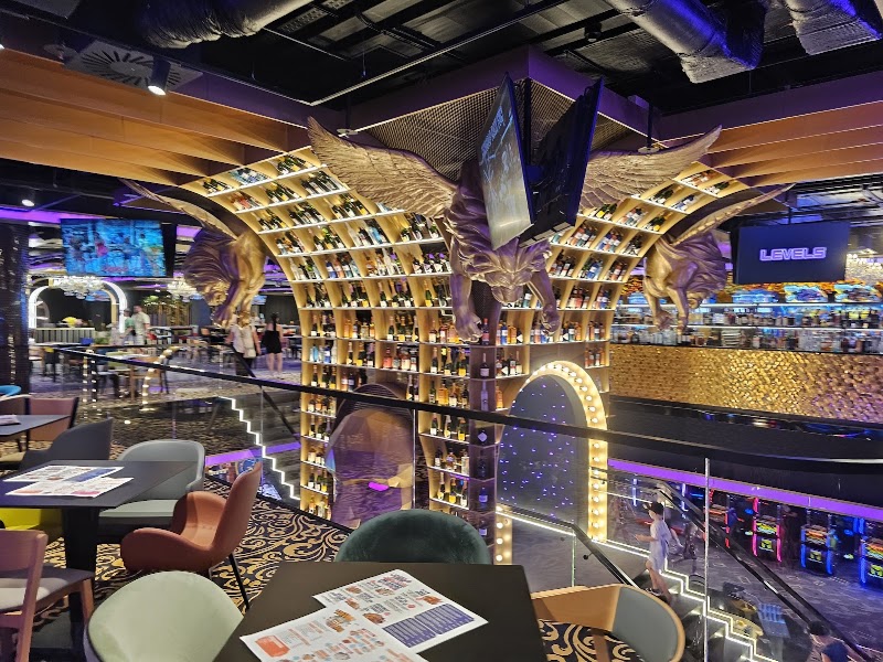 Máj - House of Fun - Máj - House of Fun, Národní 63/26, Nové Město, 110 00 Praha-Praha 1, Czechia