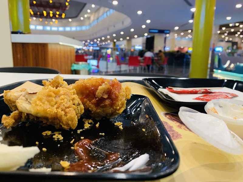 BAKE HOUSE YUMMY FRIED CHICKEN HILITE MALL - BAKE HOUSE YUMMY FRIED CHICKEN HILITE MALL Hilite Mall, Food Court, Kozhikode Bypass, Poovangal, Kozhikode, Pantheeramkavu, Kerala 673014, India
