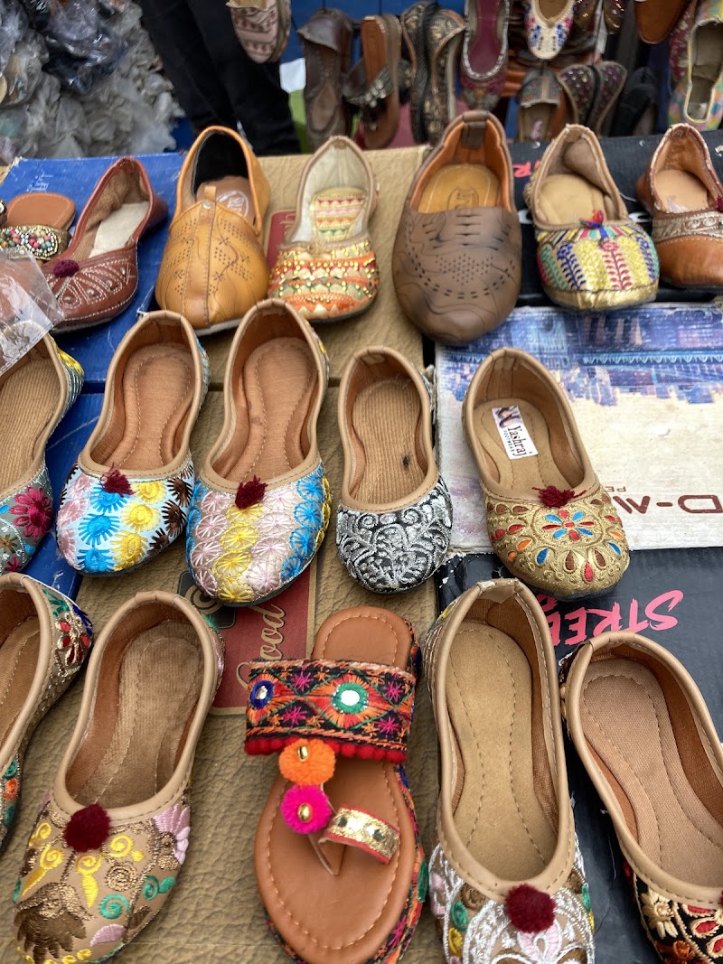 Bapu Bazar_ jaipur - Bapu Bazar_ jaipur 415 Choura Rasta, Nehru Bazar Rd, Film Colony, Pink City, Jaipur, Rajasthan 302003, India