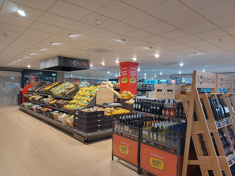 ALDI SUISSE - ALDI SUISSE, Seetalstrasse 11, 6020 Emmen, Switzerland