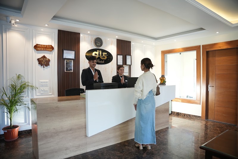 DLS Oak Bush - DLS Oak Bush F33P+5W4, Oaks Rd, The Mall Road, Mussoorie, Uttarakhand 248179, India