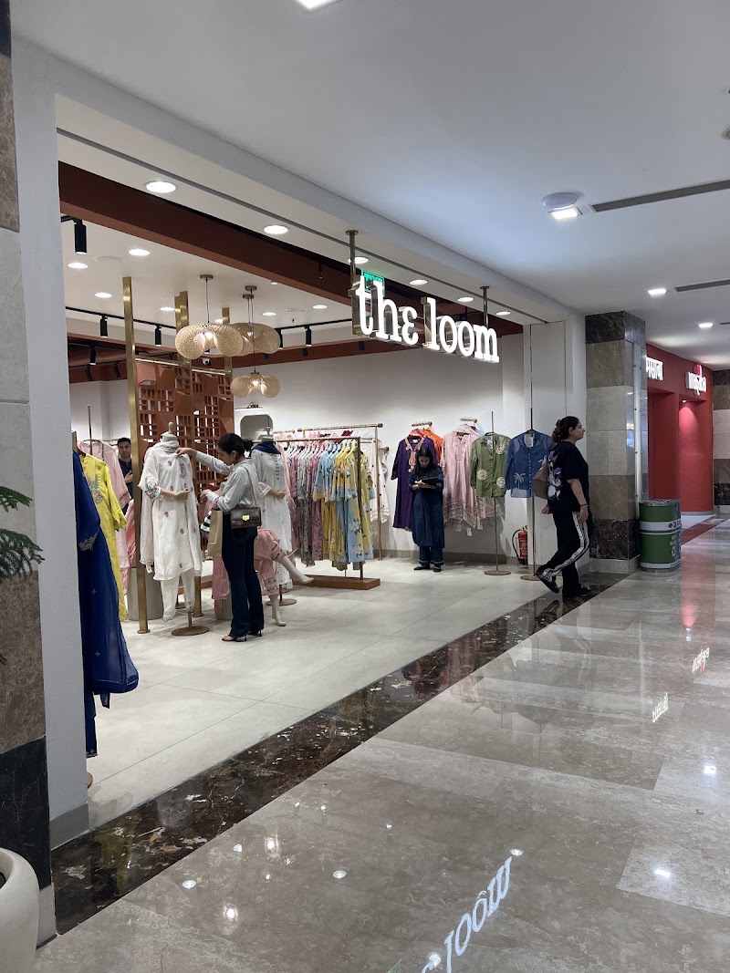 The Loom - The Loom 1st Floor, Ambience Mall, F-156, Ambience Island, DLF Phase 3, Sector 24, Gurugram, Haryana 122002, India