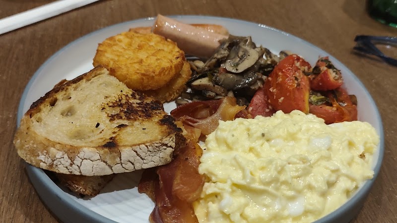 Colin's Cafe & All-Day Dining - Colin's Cafe & All-Day Dining Ground Floor, Gold Coin CHSL, Marve Rd, opp. Joseph's School, Malad, Orlem, Malad West, Mumbai, Maharashtra 400064, India