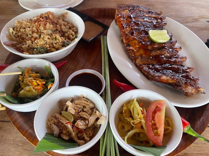 Warung Nia Balinese Food & Pork Ribs - Warung Nia Balinese Food & Pork Ribs, Jl. Kayu Aya No.19-21, Seminyak, Kec. Kuta Utara, Kabupaten Badung, Bali 80361, Indonesia
