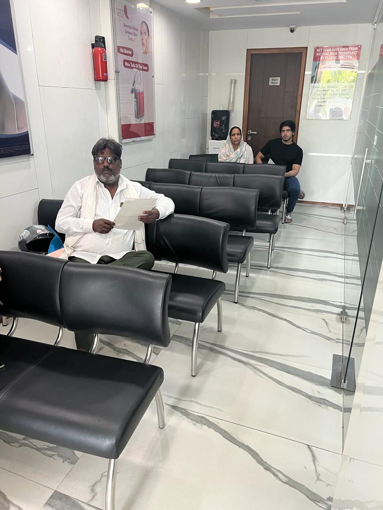 Dermcos Clinic - Dermcos Clinic 58, 972/18, Civil Line Rd, Mor Chowk, Sector 15, Gurugram, Haryana 122001, India