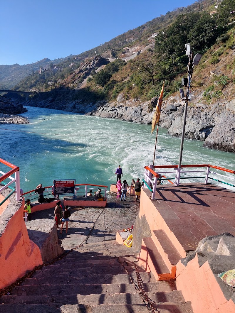 Devprayag Sangam - Devprayag Sangam, NH 58, Devprayag, Uttarakhand 249129, India