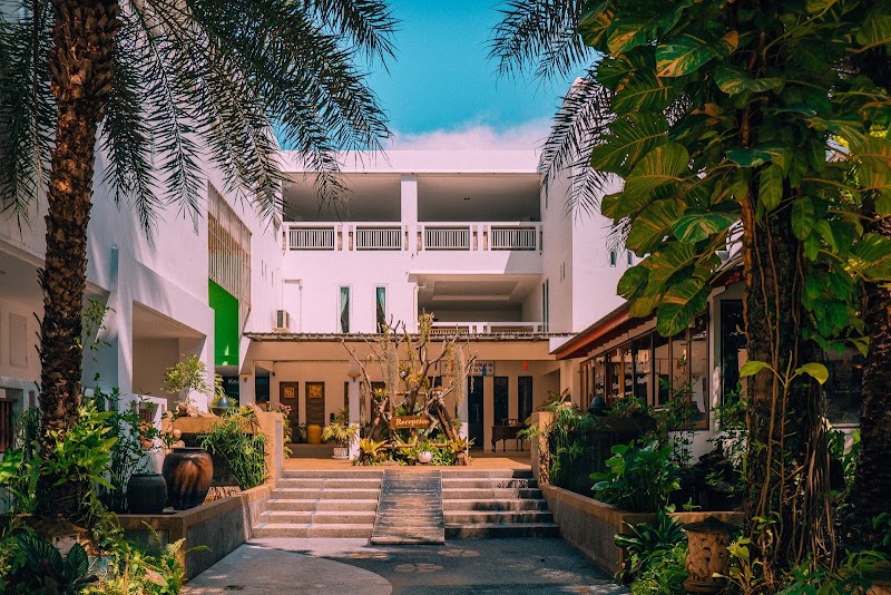 Montra Resort