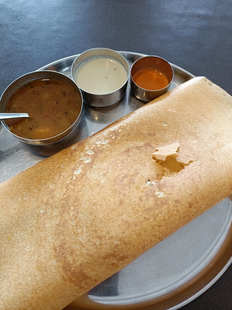Dakshin Jn - Dakshin Jn, 57FW+J4V, Maharaja Chowk, Muktanagar, Vivekanand Nagar, Durg, Chhattisgarh 491001, India