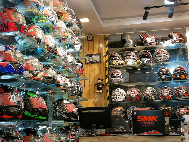 Bikerz Mode – Helmets & Riding Gears | Bike Accessories in Bangalore - Bikerz Mode – Helmets & Riding Gears | Bike Accessories in Bangalore #41/30,basement& ground floor ,2nd cross, ibalur,sarjapur road, Ibbaluru, Bellandur, Bengaluru, Karnataka 560102, India