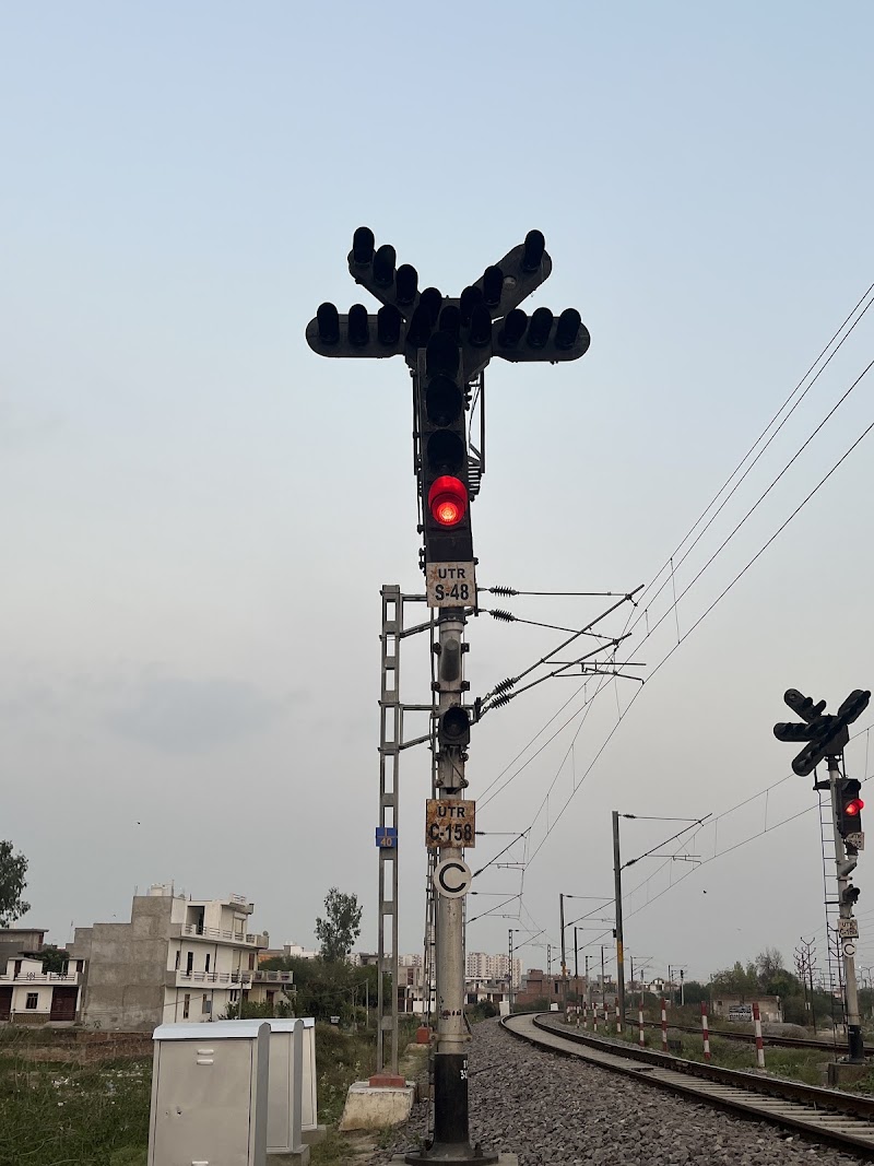 Utraitia Junction - Utraitia Junction, Vrindavan Colony, Lucknow, Baraulikhalilabad, Uttar Pradesh 226002, India
