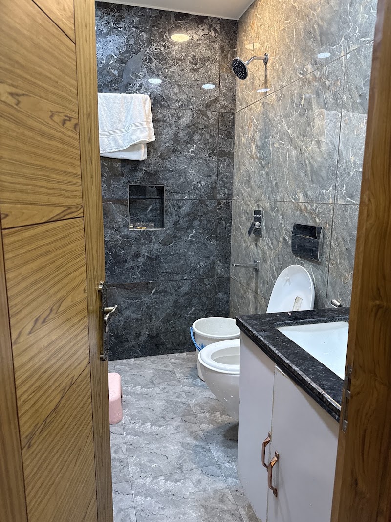 Hotel Green Galaxy Green Park South Delhi - Hotel Green Galaxy Green Park South Delhi G 42, upper ground, opposite Green park market, Block G, Green Park Extension, Green Park, New Delhi, Delhi 110016, India