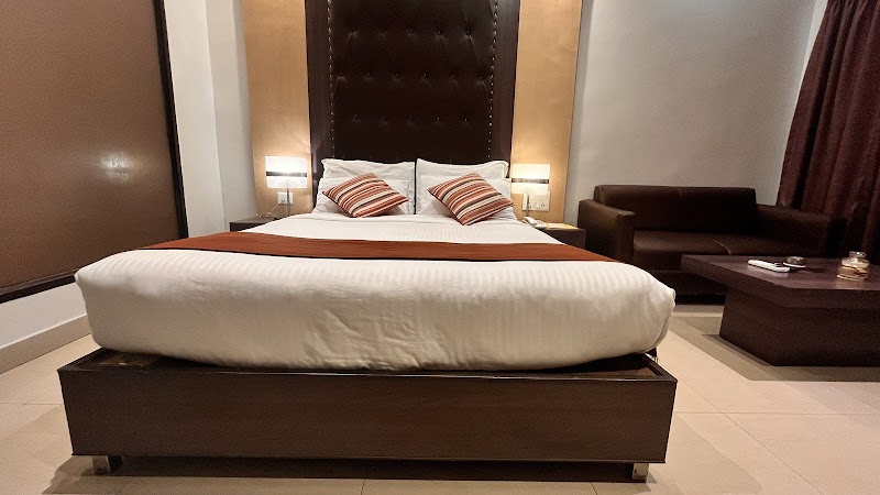 Hotel New Marrion - Hotel New Marrion 6, Janpath Rd, Industrial Area, Kharvela Nagar, Bhubaneswar, Odisha 751001, India