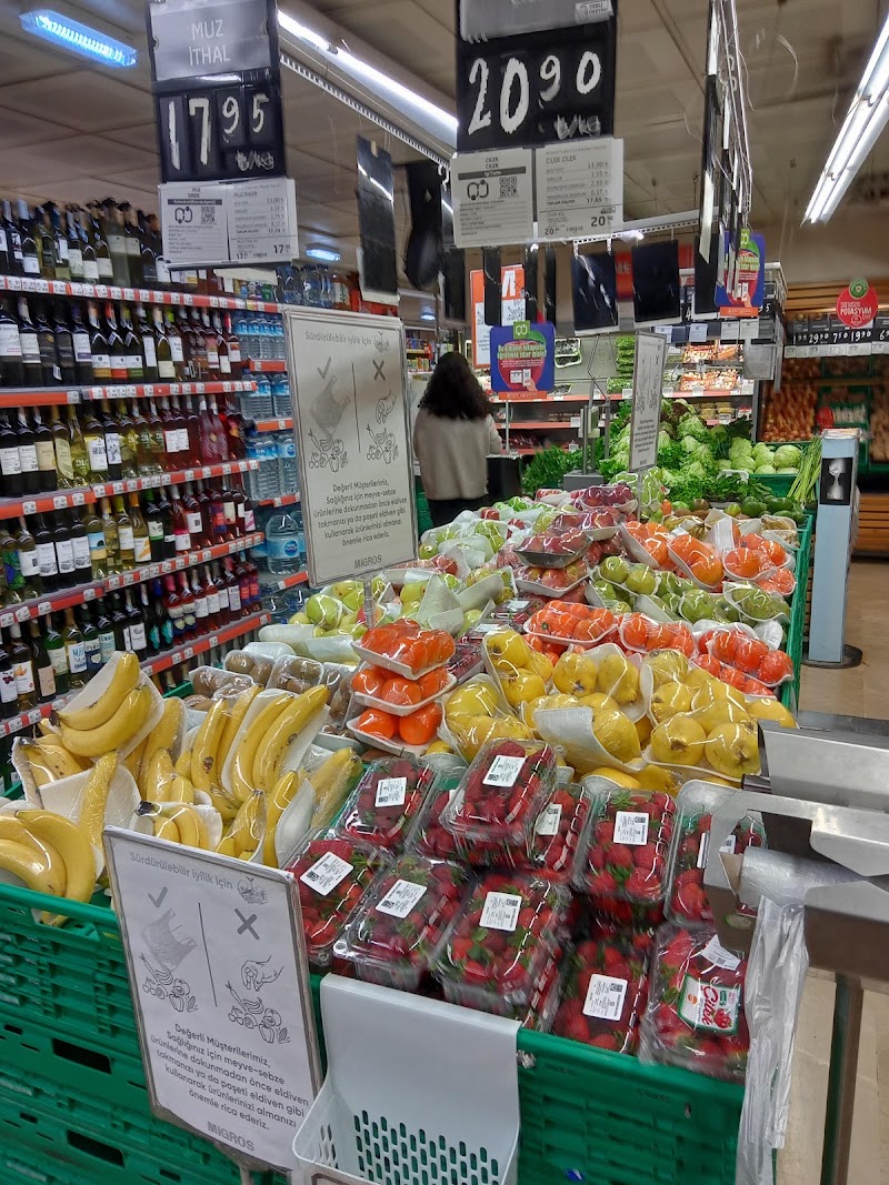 M Migros - M Migros, Caferağa, Mühürdar Cd. 16/A, 34710 Kadıköy/İstanbul, Türkiye
