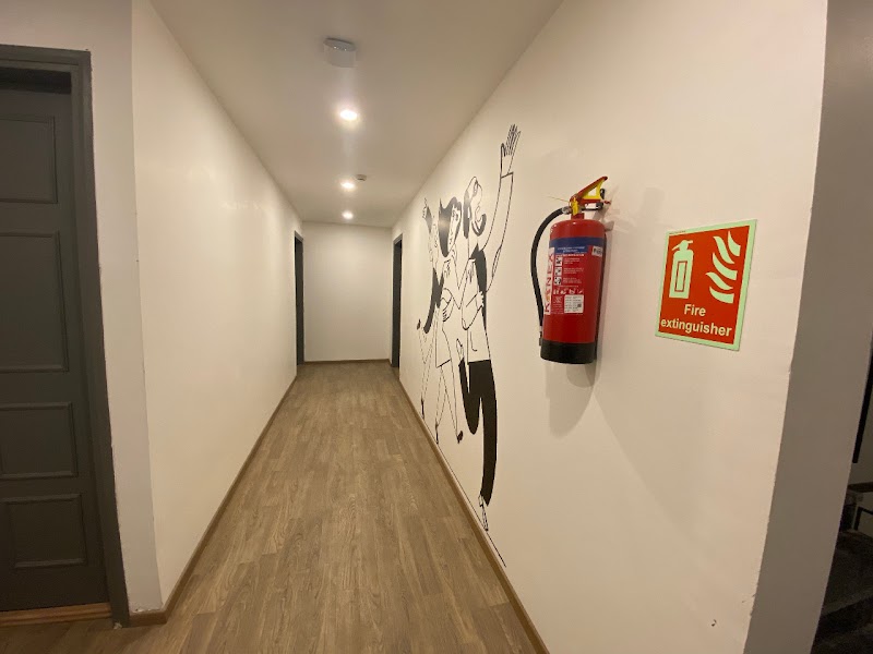 Blossom Stayz - suites 47 - Blossom Stayz - suites 47 Plot no. 209, near community centre, Sector 47, Gurugram, Haryana 122018, India