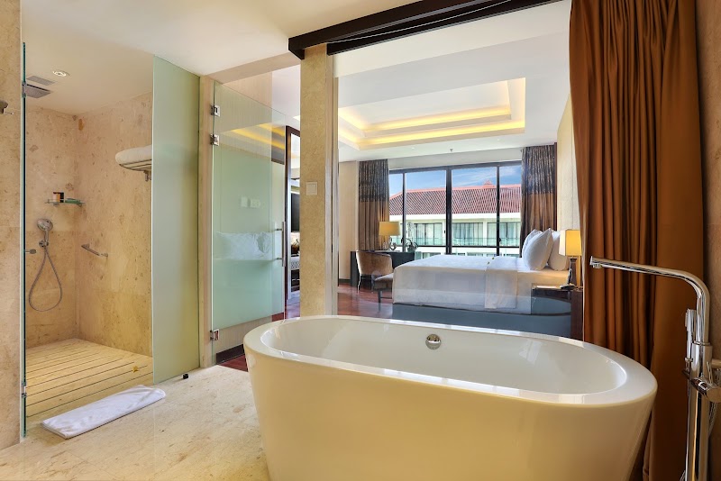 Bali Nusa Dua Hotel - Bali Nusa Dua Hotel 664G+GMH Kawasan Pariwisata, Nusa Dua Lot, Jl. Kw. Nusa Dua Resort NW/1, Benoa, Kec. Kuta Sel., Kabupaten Badung, Bali 80361, Indonesia
