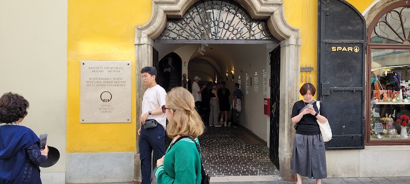 Würstelstand Alter Markt - Würstelstand Alter Markt Alter Markt 3, 5020 Salzburg, Austria