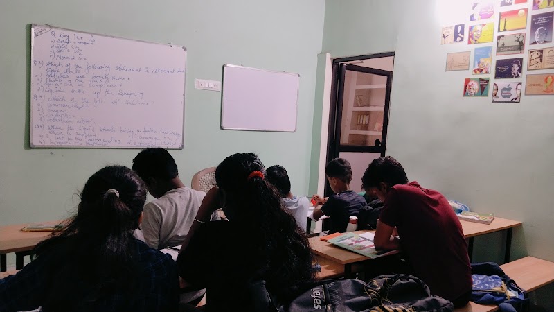 APEX GLOBAL ACADEMY - APEX GLOBAL ACADEMY, MIG(DLX)-51, behind samudayik Bhawan, beside Gurudwara,Housing Board Colony, Kabir Nagar, Raipur, Jarway Alias Hirapur, Chhattisgarh 492099, India