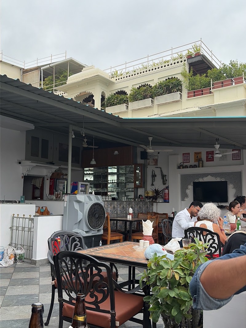 Rainbow Restaurant - Rainbow Restaurant 27-28, Lal Ghat Road, Near Jagdish Temple, Behind, Udaipur, Rajasthan 313004, India