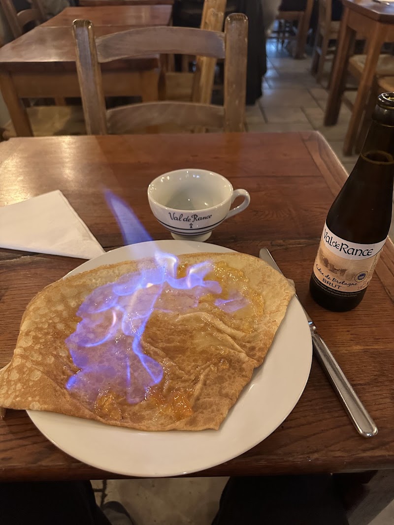 Crêperie du Port - Crêperie du Port 22 Rue Thuret, 06600 Antibes, France