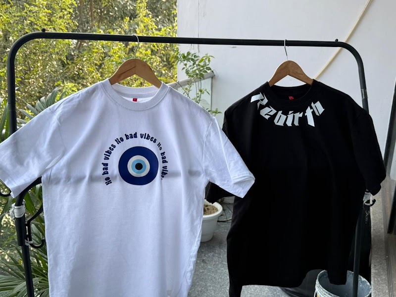 Squareknot - custom tshirt printing - Squareknot - custom tshirt printing 3rd Floor, Plot no B 31, Udyog Vihar Phase V Rd, Udyog Vihar 3, Udyog Vihar, Sector 19, Gurugram, Haryana 122015, India