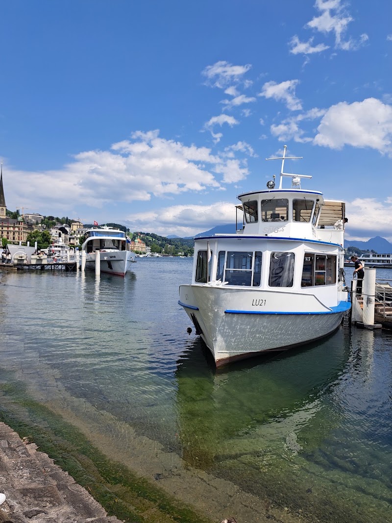 Luzerner Seepromenade - Luzerner Seepromenade Kurpl., 6006 Luzern, Switzerland