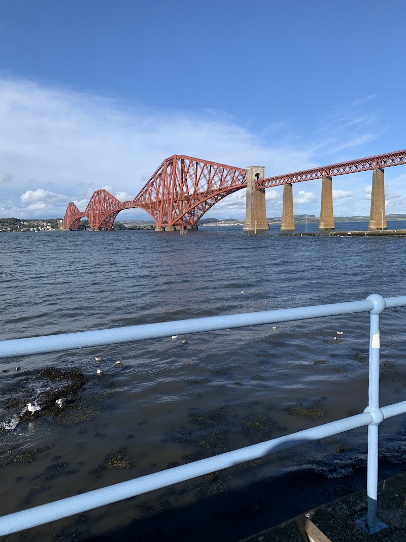Forth Road Bridge Administration Office - Forth Road Bridge Administration Office, Queensferry, South Queensferry EH30 9SF, UK