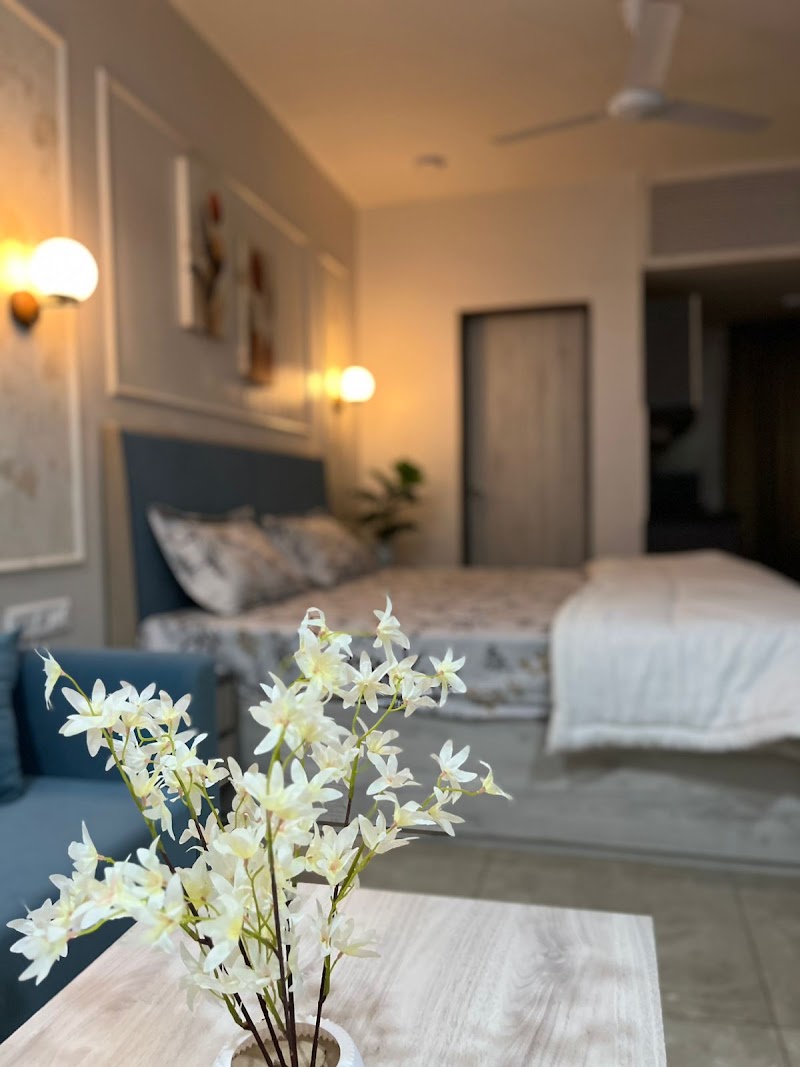 Oasis stays - Oasis stays QVQ8+H72, Mahal Rd, Sitapura Industrial Area, Sitapura, Jaipur, Rajasthan 302022, India