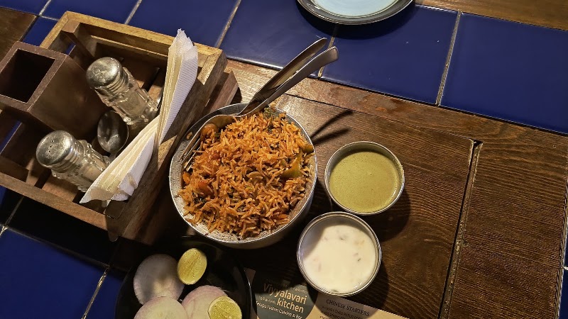 Viyyalavari Kitchen & Banquets - Viyyalavari Kitchen & Banquets Pillar No. 1632, 3rd Floor, Vaishnavi ONYX 2, near Victoria Memorial Metro Station, Saroornagar, Narsimha Puri Colony, Huda Colony, Kothapet, Hyderabad, Telangana 500035, India