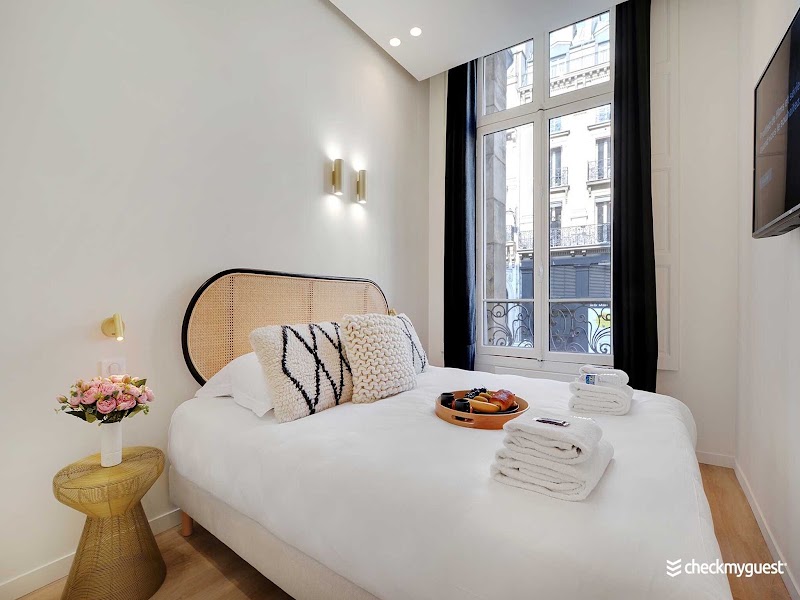 Charming apartment - 3BR/8P - Le Marais - Belvilla by Oyo