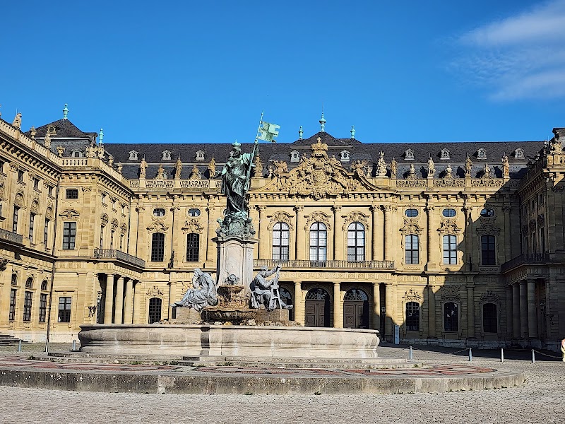 Court Garden - Court Garden, Residenzpl. 2, 97070 Würzburg-Altstadt, Germany