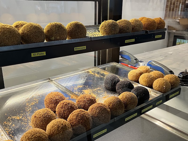Wiener Genuss Knödel - Wiener Genuss Knödel Spitalgasse 33, 1090 Wien, Austria