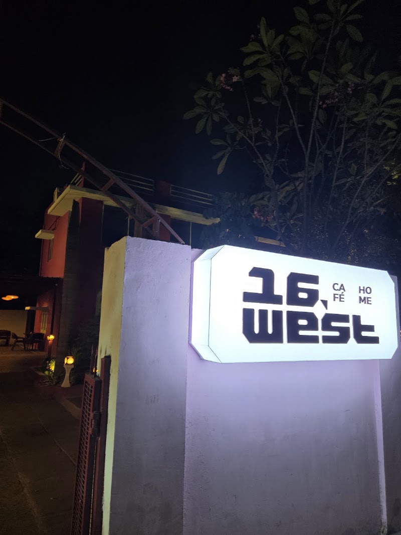 16 west cafe - 16 west cafe Dr Vikram Sarabhai Marg, L Colony, Ambawadi, Ahmedabad, Gujarat 380006, India