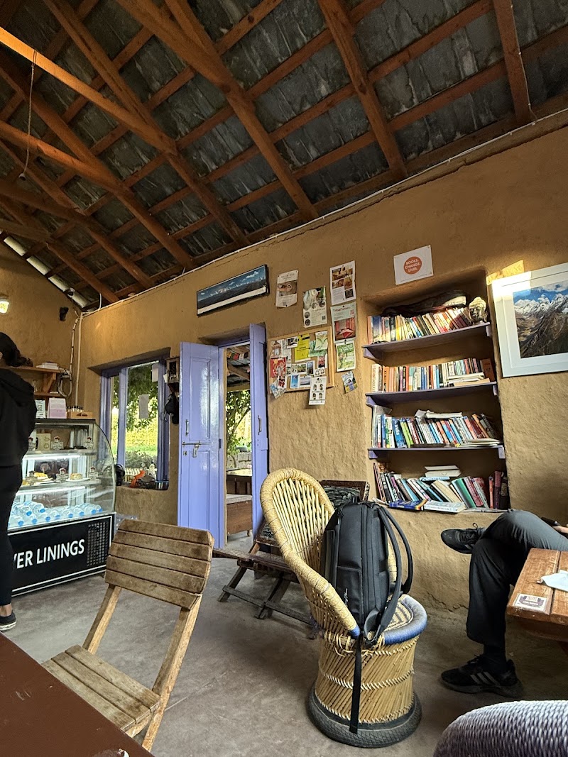 Silver Linings Cafe - Silver Linings Cafe Bir Colony Rd, Suja, Himachal Pradesh 176077, India