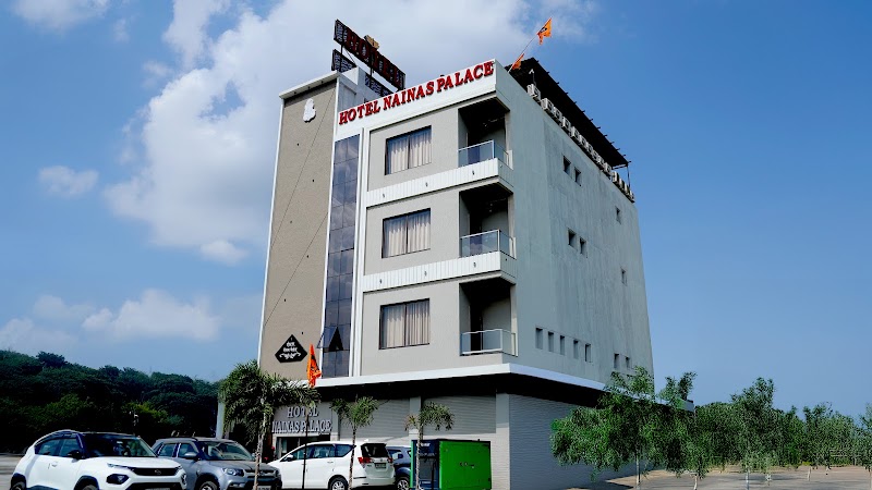 Hotel Nainas Palace