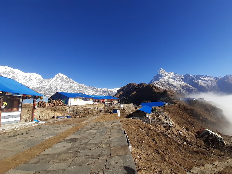 Hotel Fishtail - Hotel Fishtail, CVM8+4RH, Lwang Ghalel 33700, Nepal