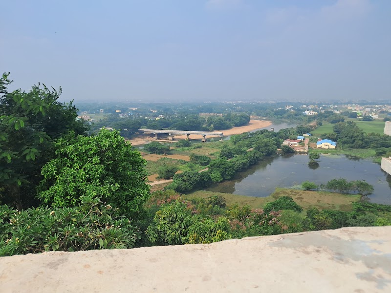 Dhauli Hill - Dhauli Hill 5RRQ+WRQ, Dhauli Rd, Uttara, Dhauli, Odisha 751002, India