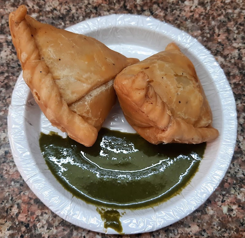 Om Di Hatti - Om Di Hatti, Near Shakti Nagar Red Light, GT Rd, Block A, Kamla Nagar, New Delhi, Delhi, 110007, India