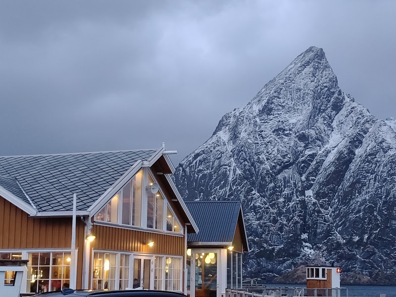 Sakrisøy Rorbuer AS - Sakrisøy Rorbuer AS Sakrisøya 2, 8390 Reine, Norway