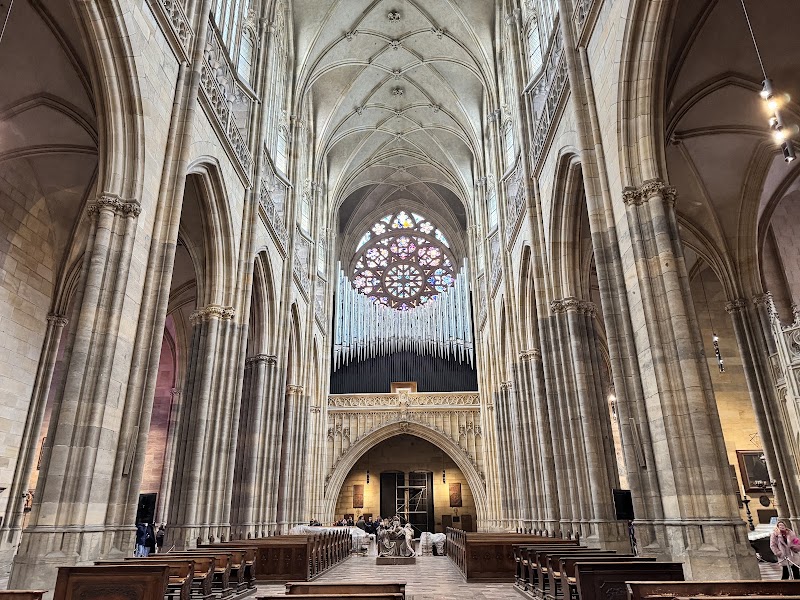 St. Vitus Cathedral - St. Vitus Cathedral III. nádvoří 48/2, 119 01 Praha 1-Hradčany, Czechia