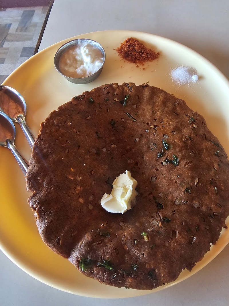 Daryasarang Restaurant - Daryasarang Restaurant near St stand, Rajwadi, Ganpatipule, Maharashtra 415615, India