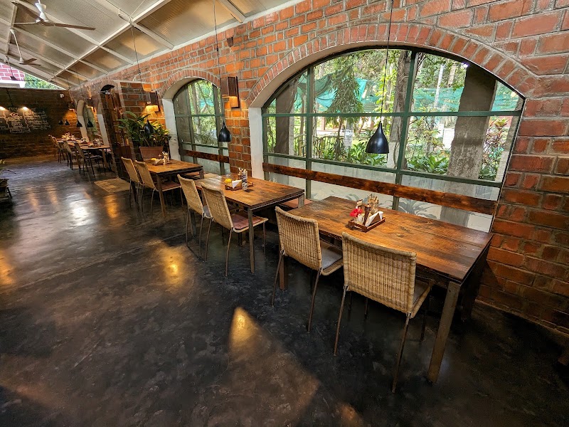 Farmhouse Kitchen & Bakery