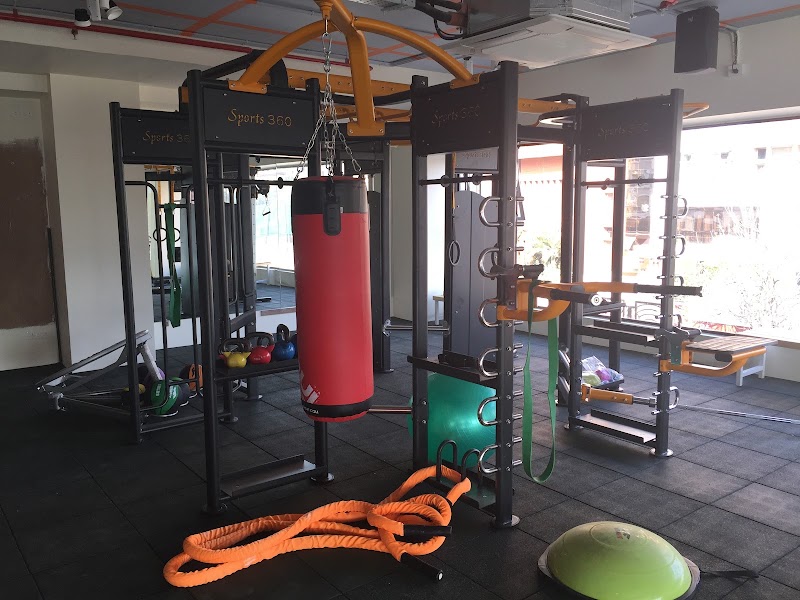 FirstFitt - FirstFitt, Anand Square, Viman Nagar Rd, opp. सिम्बिओसिस इंटरनेशनल विद्यालय, Sakore Nagar, Viman Nagar, Pune, Maharashtra 411014, India