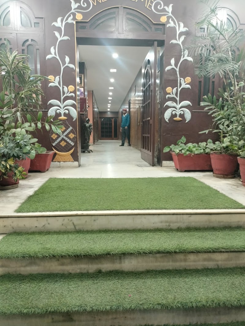 Hotel Mata Vaishno Devi And Pooja Restaurant - Hotel Mata Vaishno Devi And Pooja Restaurant Bohan Bohan, Jawalamukhi, Himachal Pradesh 176031, India