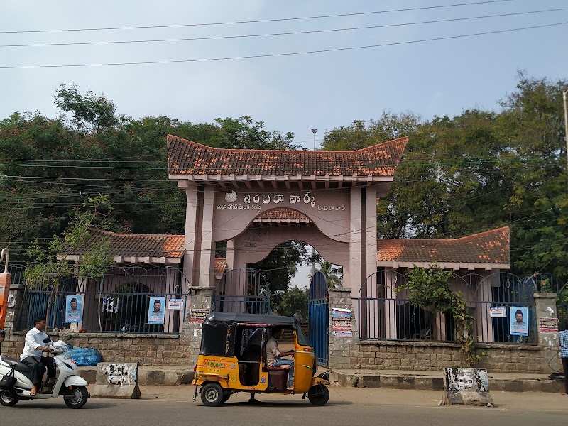 Indira Park - Indira Park, Lower Tank Bund Rd, Domalguda, Kavadiguda, Hyderabad, Telangana 500080, India