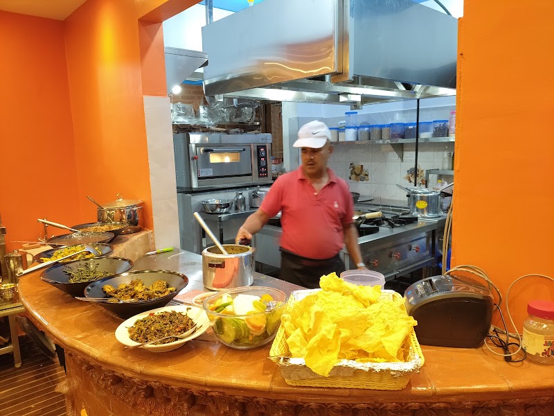 Bluemoon homestay and Restaurant - Bluemoon homestay and Restaurant 1 Sallaghari, Bhaktapur 44800, Nepal