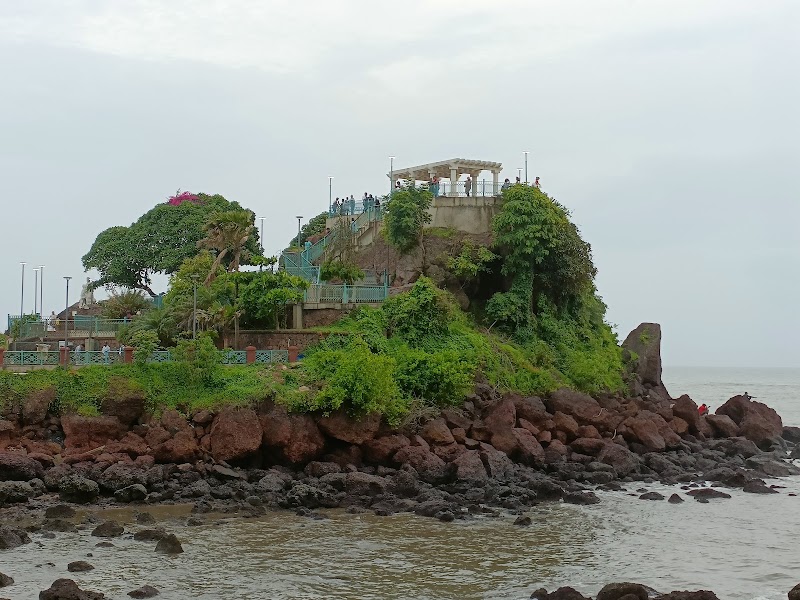 Dona Paula Beach - Dona Paula Beach, Goa 403004, India